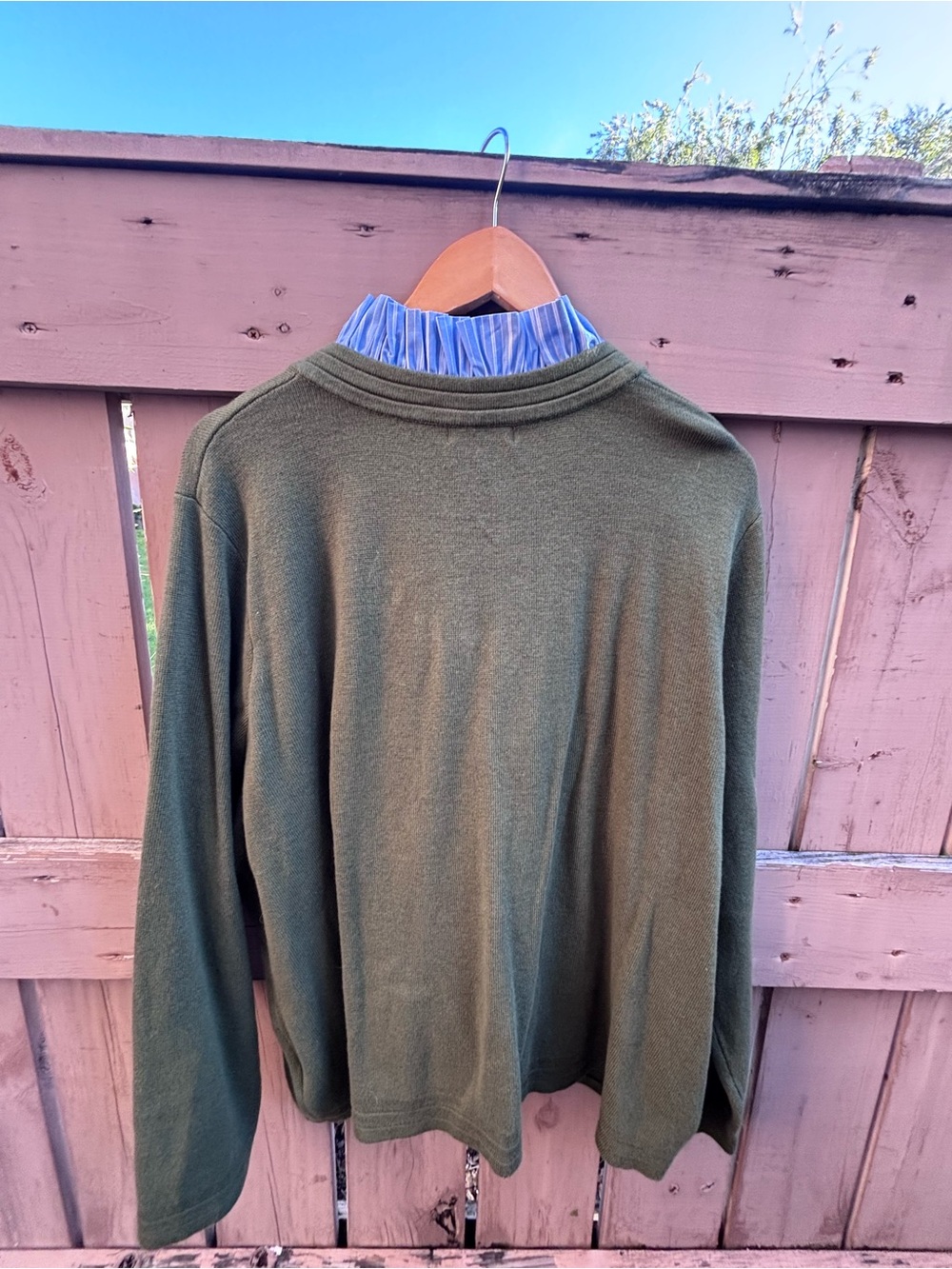 ๐NWT๐ Olive Green Cardigan with Blue Ruffle Collar and Gold Buttons - Picture 9 of 13